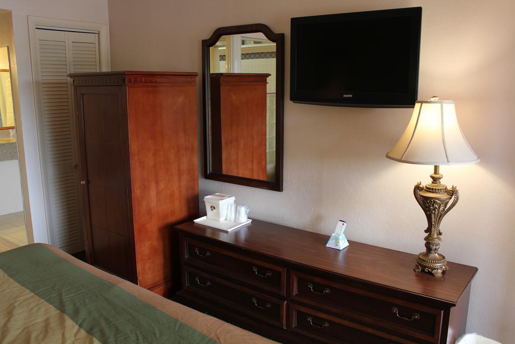 Rodeway Inn & Suites แนชวิลล์ ห้อง รูปภาพ
